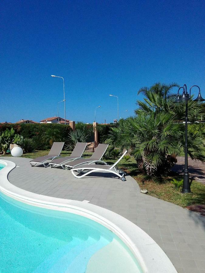 Martanna Villa คารินิ ภายนอก รูปภาพ
